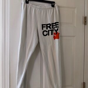 Freecity large sweatpants